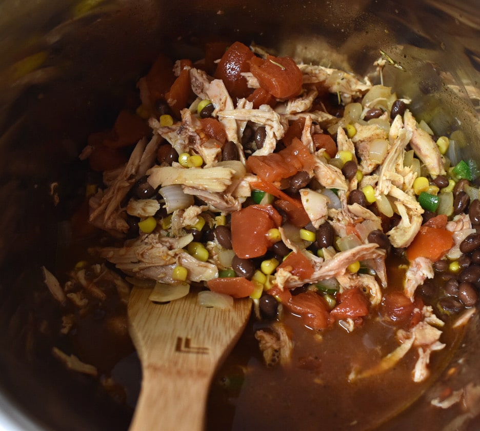 black bean and chicken soup in the instant pot
