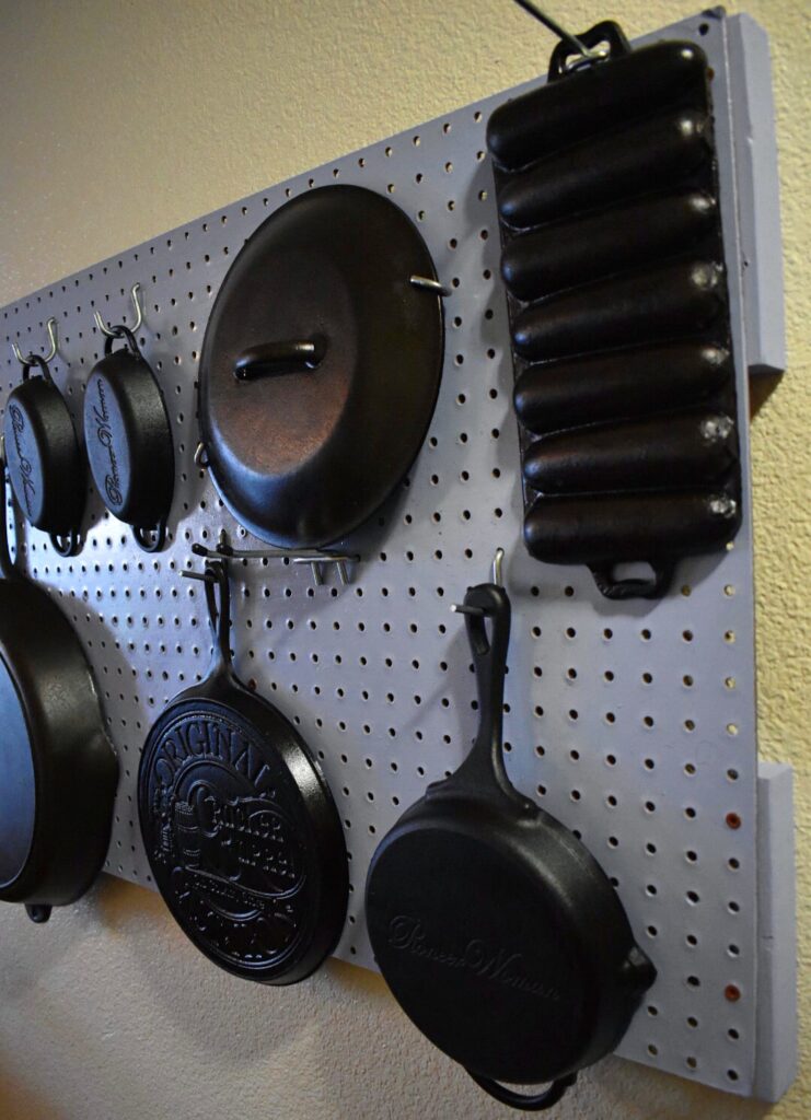 cast iron skillet storage methods
